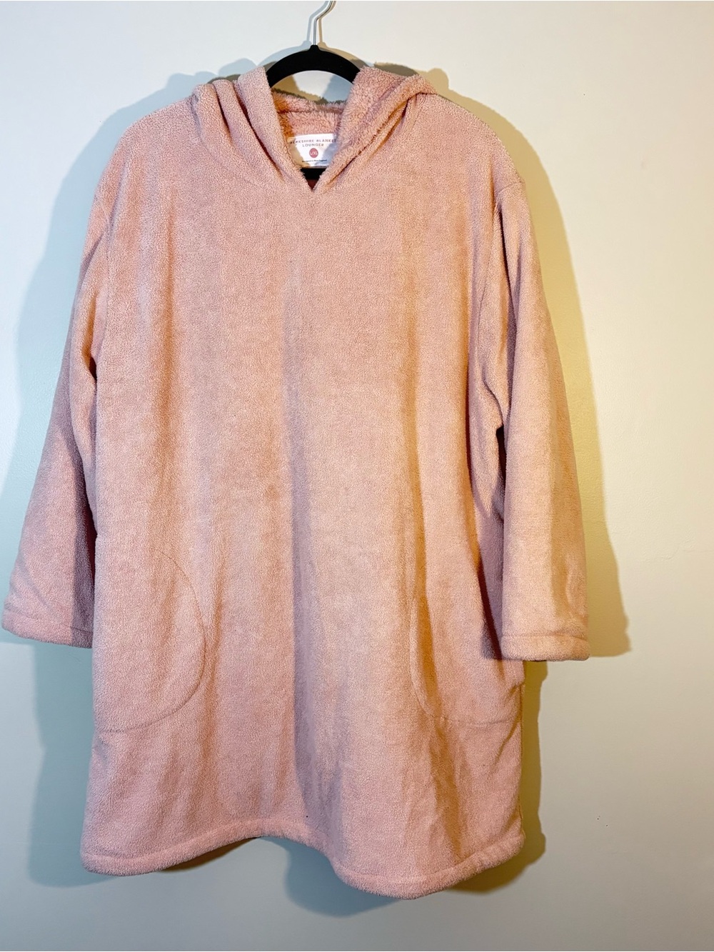 Berkshire Blanket Lounger Hooded Pullover - Light Blush